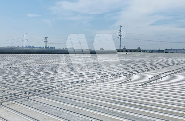 17.5MW！bb贝博中国彩钢瓦屋顶光伏电站让企业用电无忧