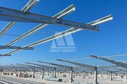 bb贝博中国海外1.8MW、513KW光伏车棚项目成功运行！