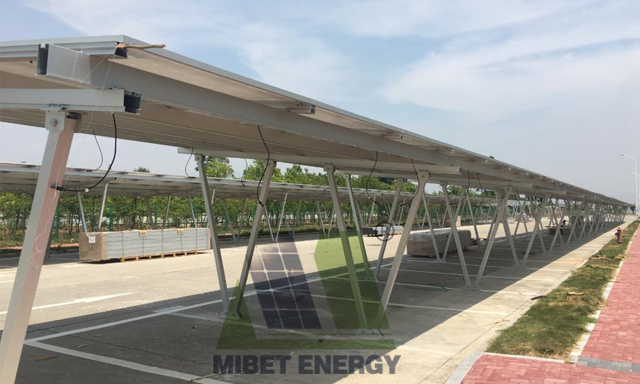 太阳能光伏车棚案例1.jpg 太阳能光伏车棚案例1.jpg