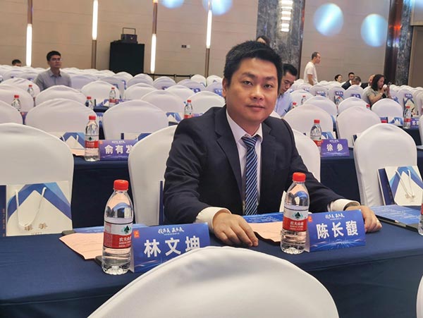 bb贝博中国总经理陈长馥
